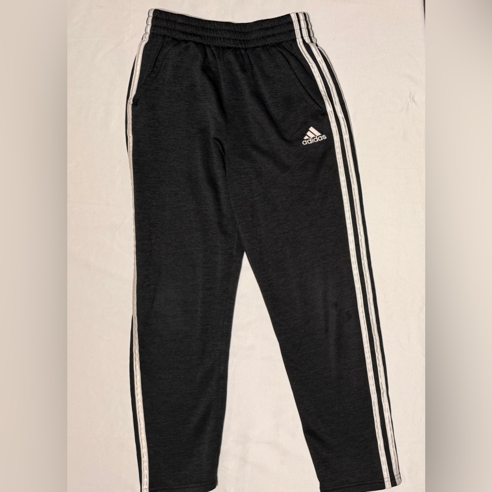 (YM) Boys Adidas Tapered Leg Double Side Striped Sweatpants